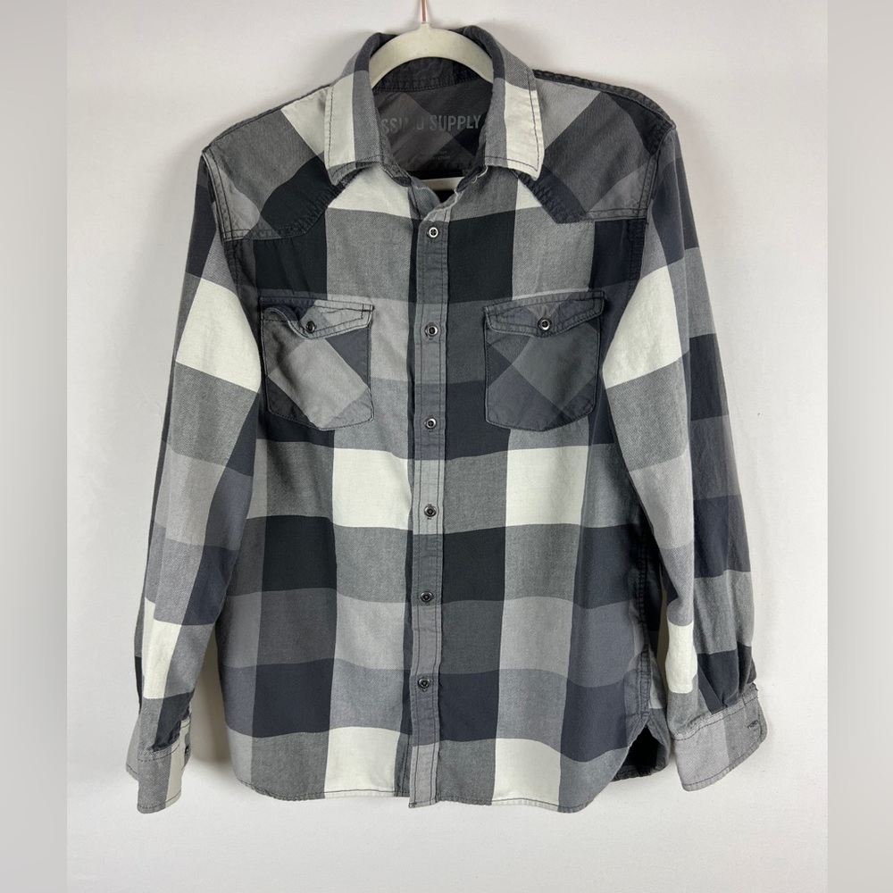 Gray Plaid Flannel Long Sleeve Shirt - Medium